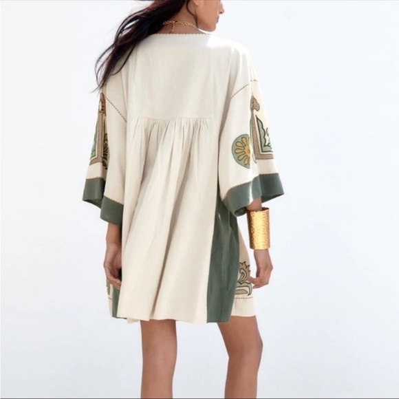 #20 NEW ! CLOSEOUT FIRM 🌸Embroidered Cotton Linen blend Mini Dress in Cream Sage - Picture 7 of 9